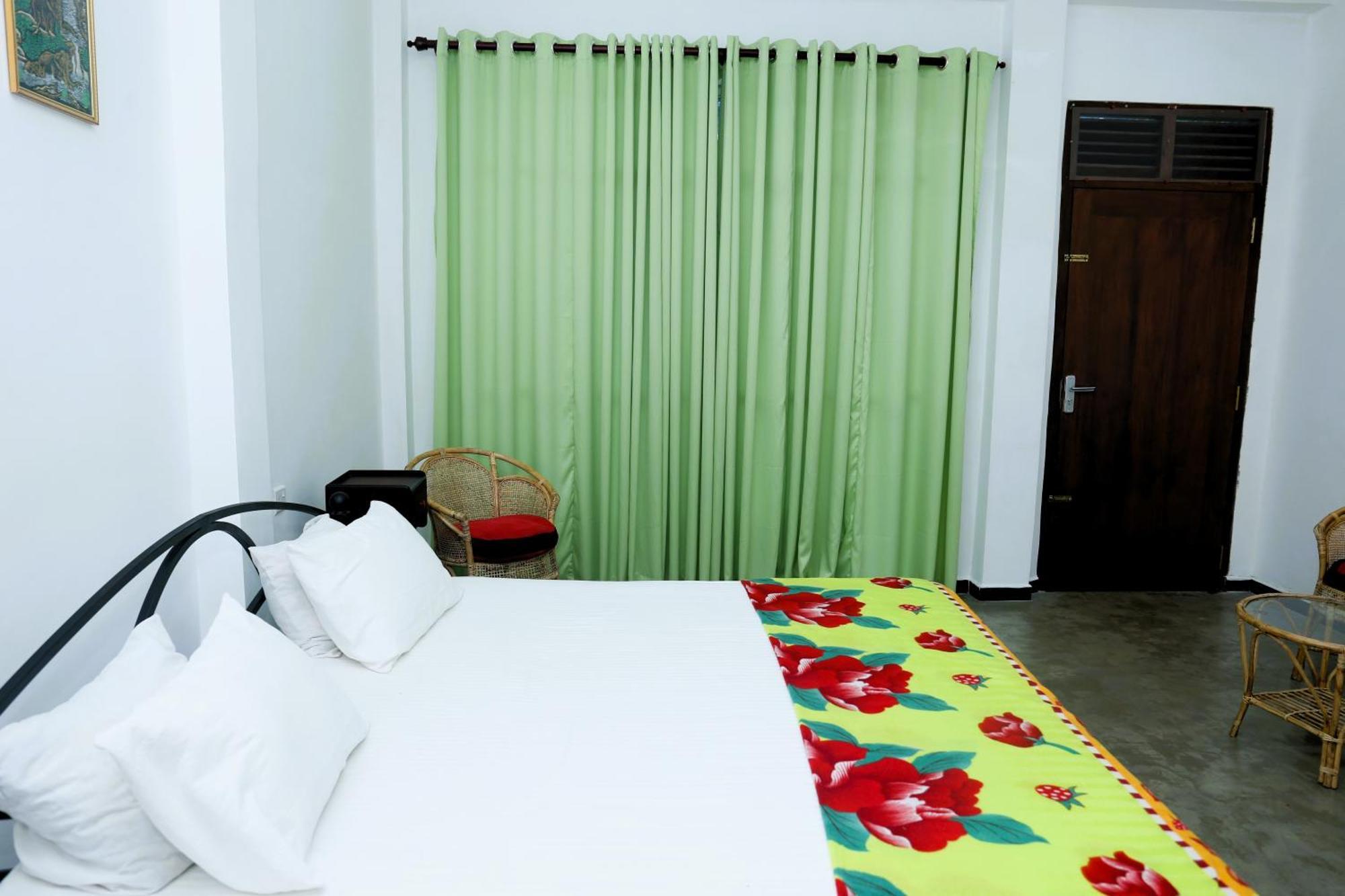 Sandy Palms Guesthouse Hikkaduwa Exterior foto
